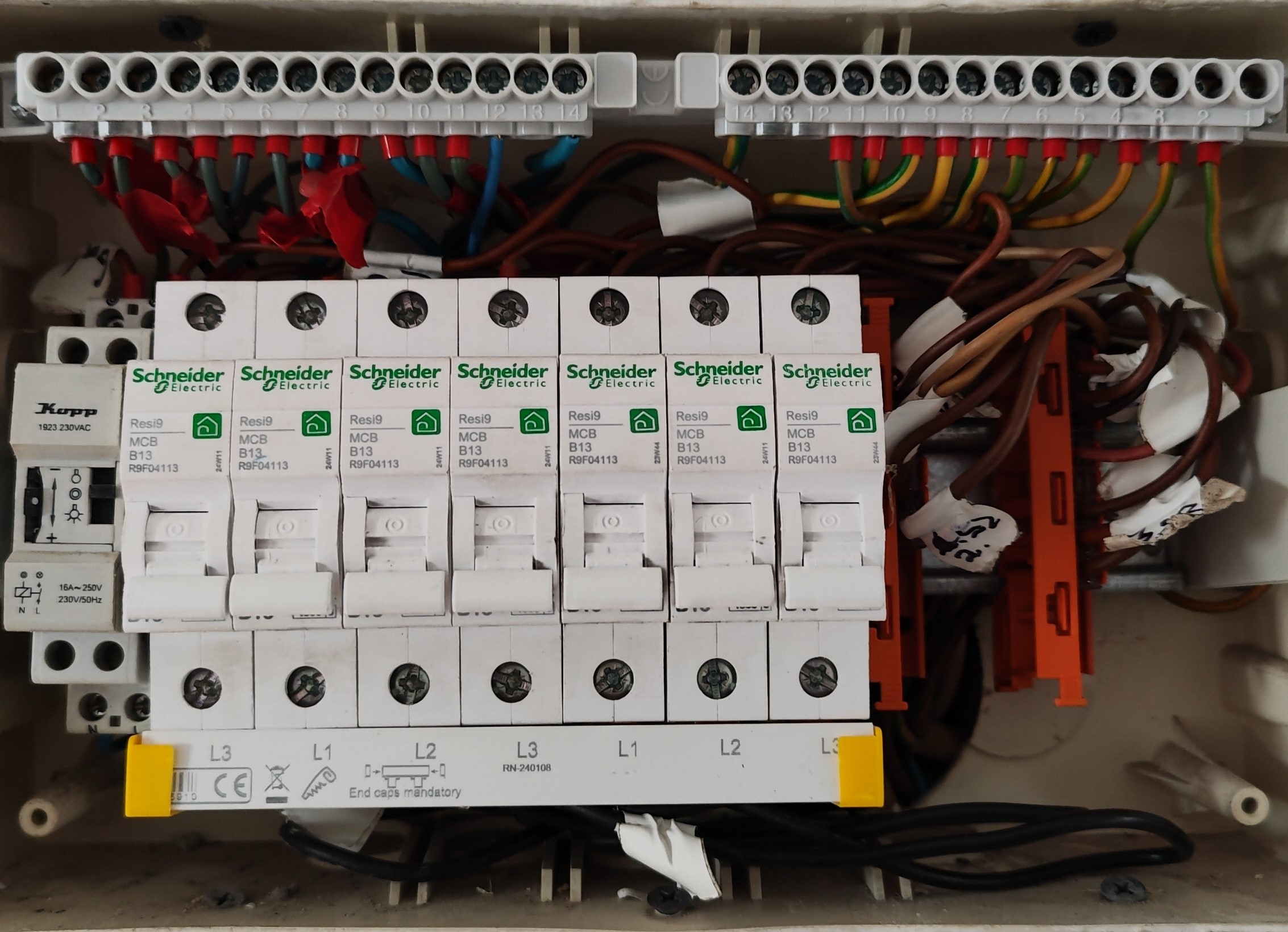 Elosztótábla javítás után